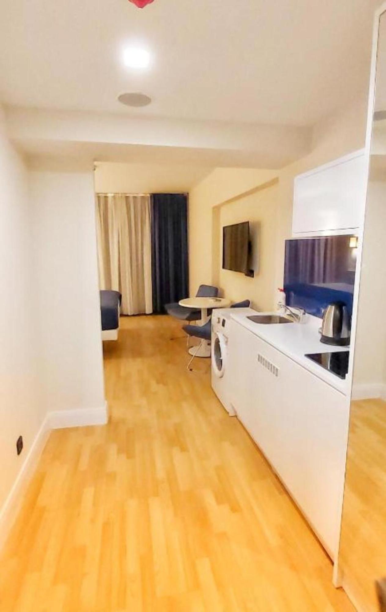 Holiday In Orbi Apartment Batumi Luaran gambar